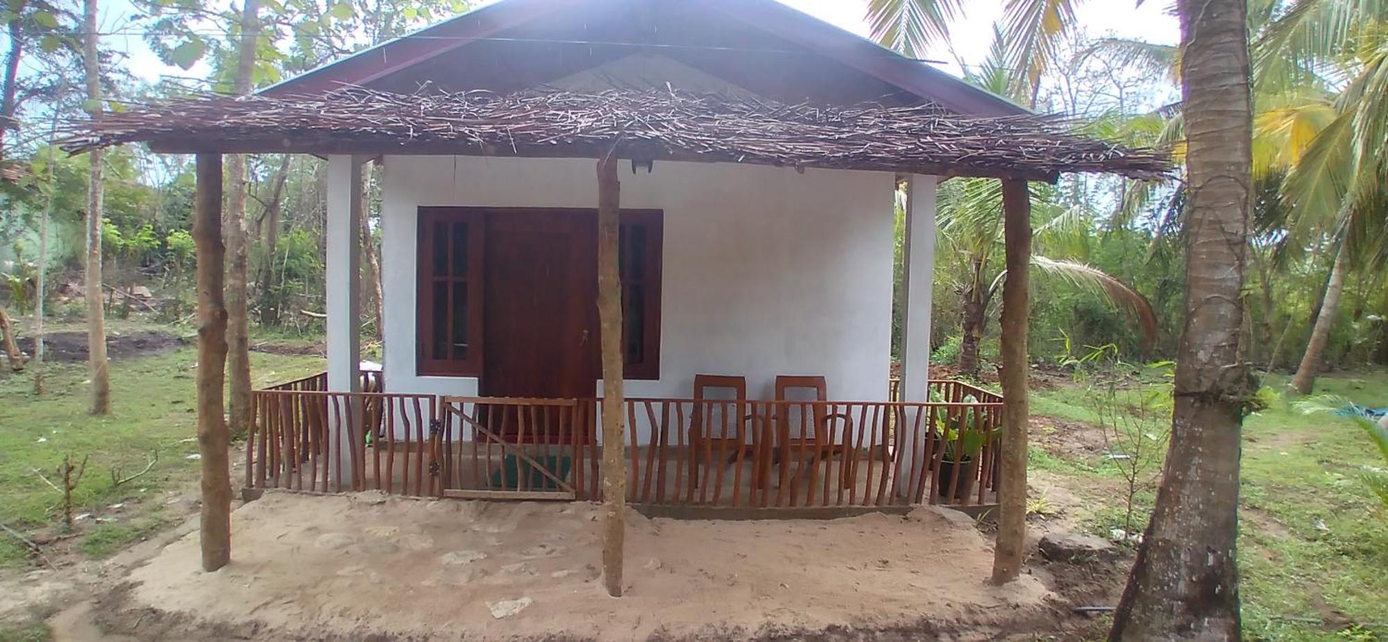 Soma Cabana, Homestay & Restaurant Тангале Екстериор снимка